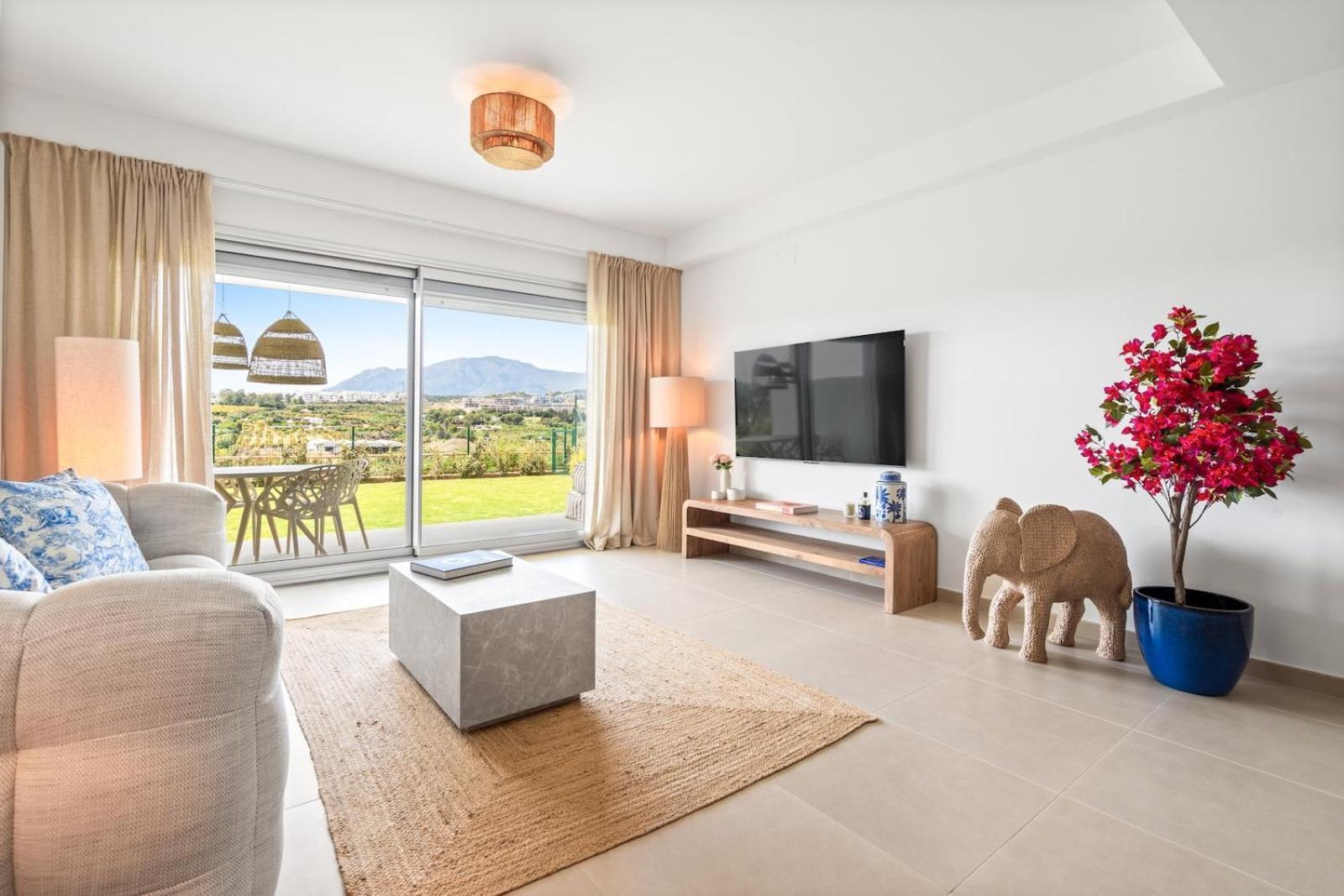 New Oceana Gardens 2 Bedrooms With Garden Rdr476